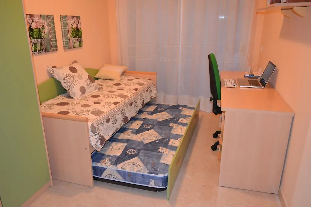Los Pinares Seaview Apartments Blanes 0*,  Spanyolország
